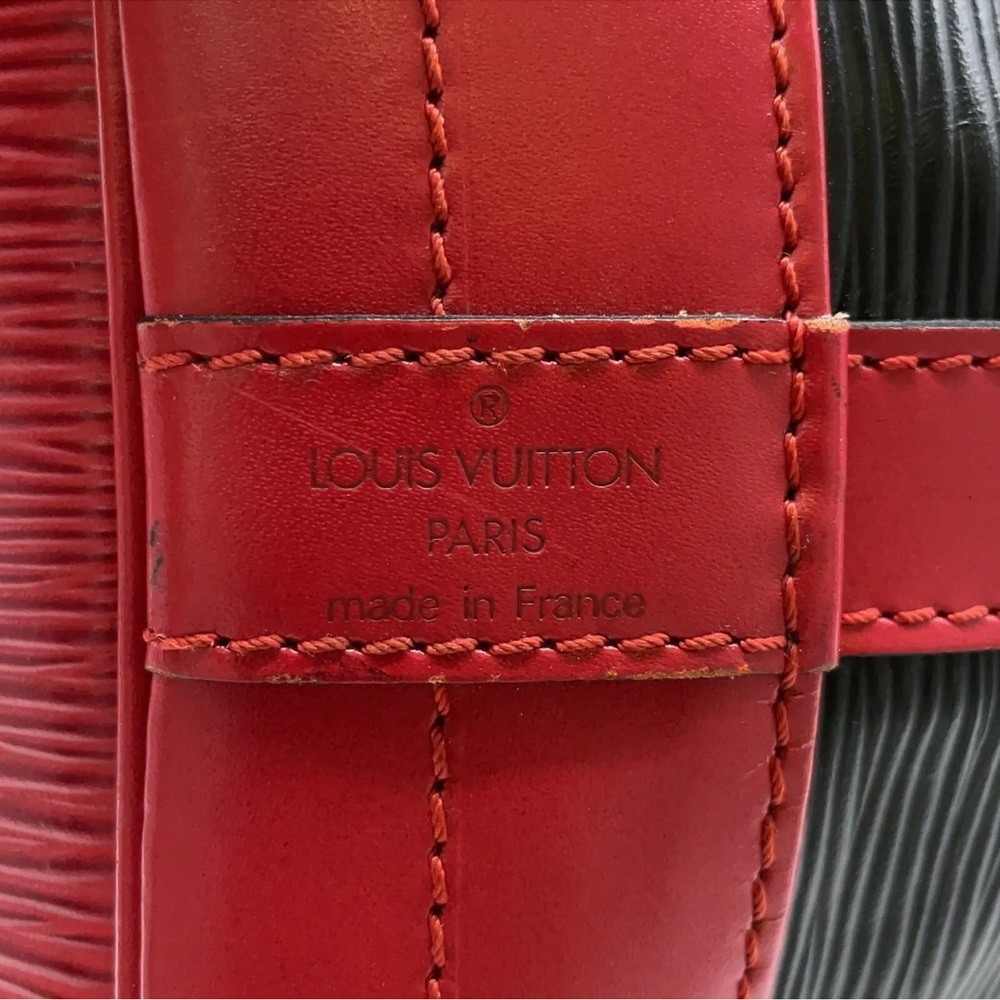 SALE Authentic  Louis Vuitton Epi Noe Noir Red Bicolor Shoulder bag EUC - Picture 16 of 16